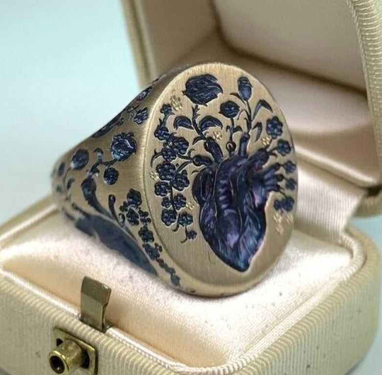 Vintage Blue Flower Gold Ring