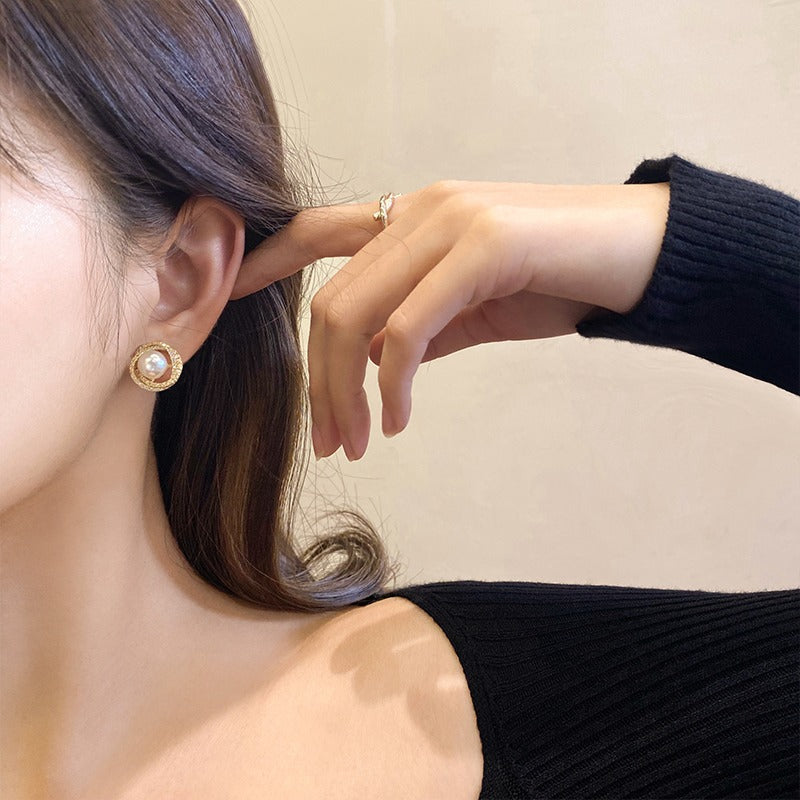 Vintage Pearl Earring