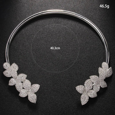 Elegant Flower Crystal Necklace