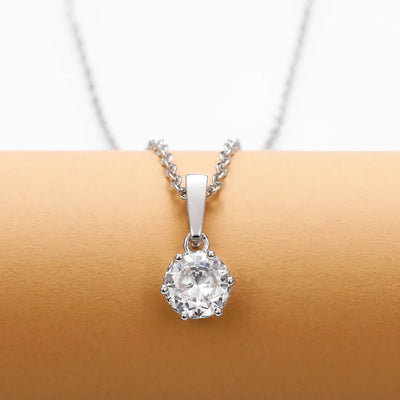Classic Zirconia Pendant Necklace