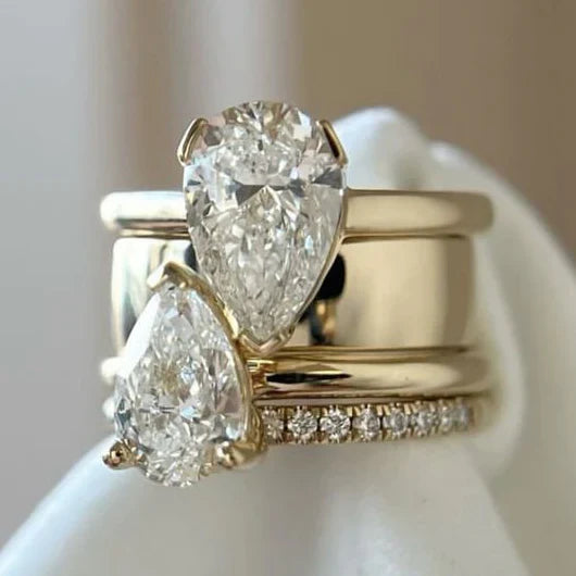 Vintage Double Zirconia Drop Ring