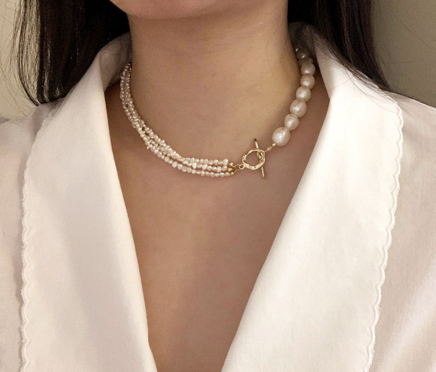 Pearl Necklace in Gold
