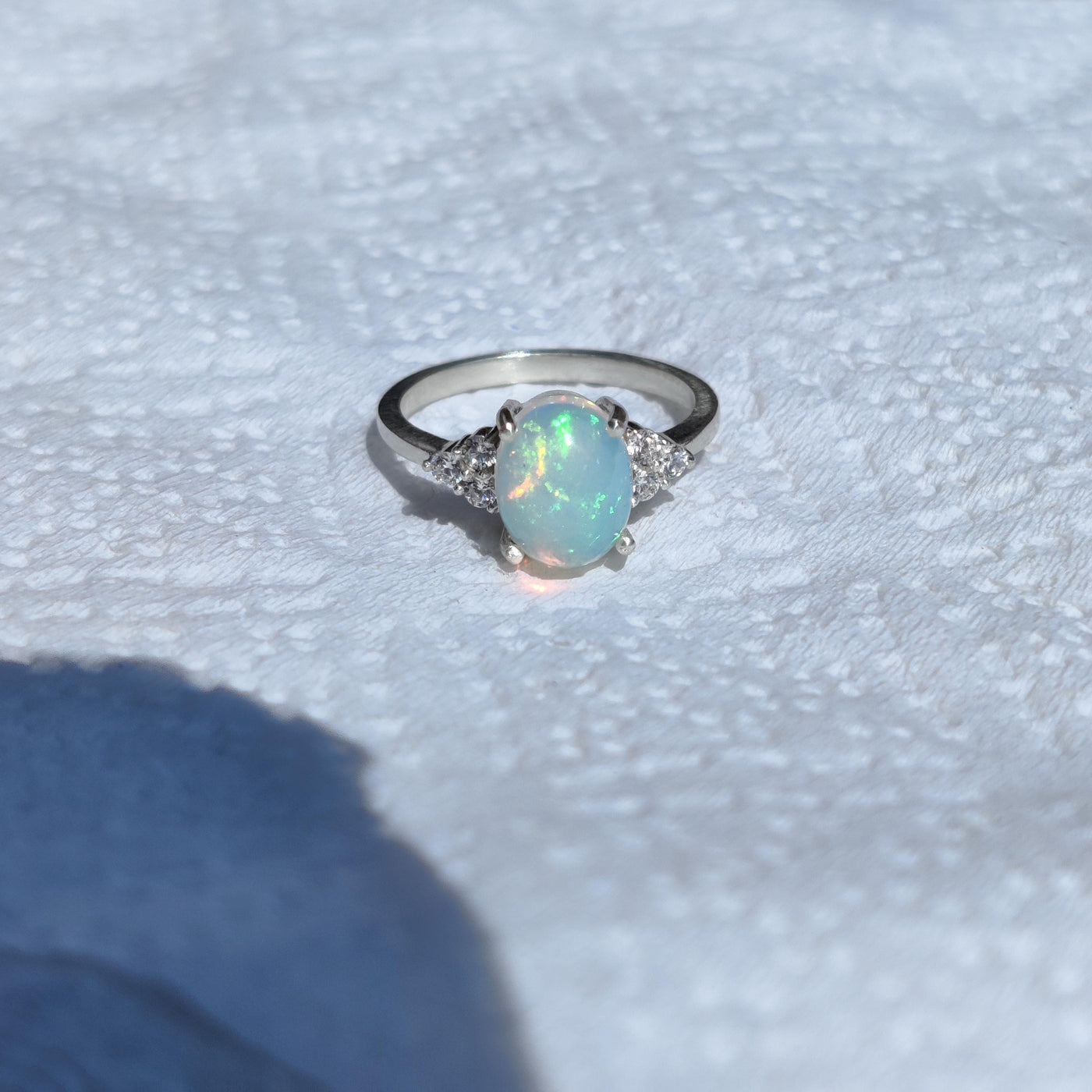 Vintage Opal Ring in 925 Sterling Silver